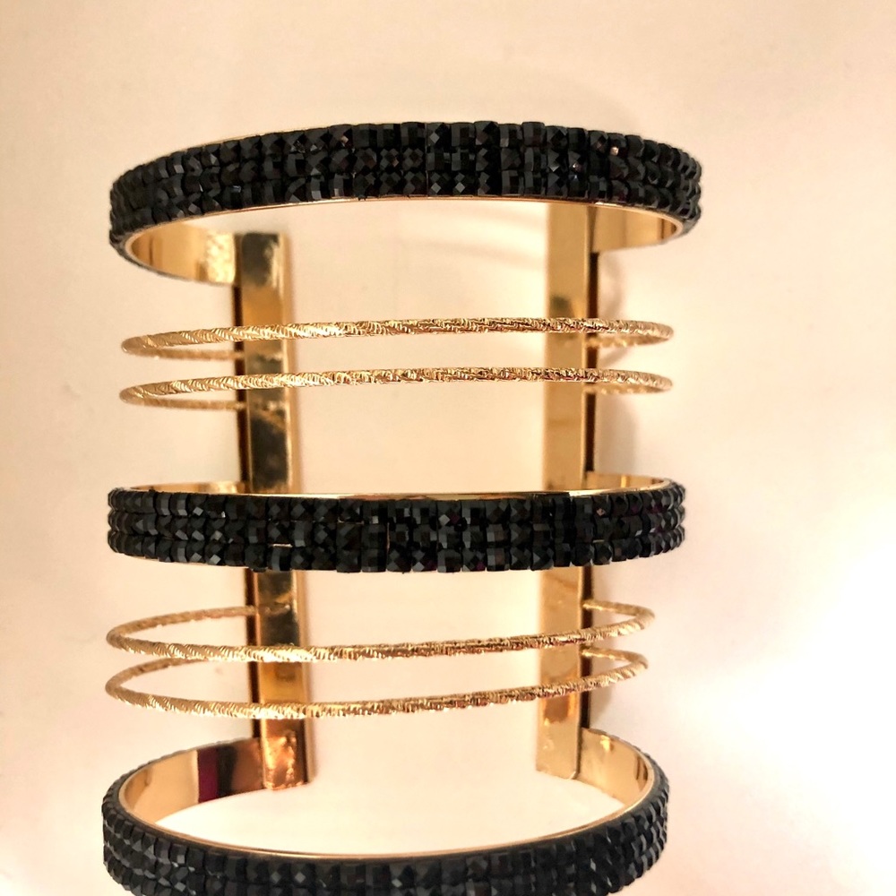 Cuff Bracelet - Picture 3 of 6